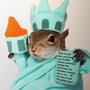 Squirrel_statue_liberty_large